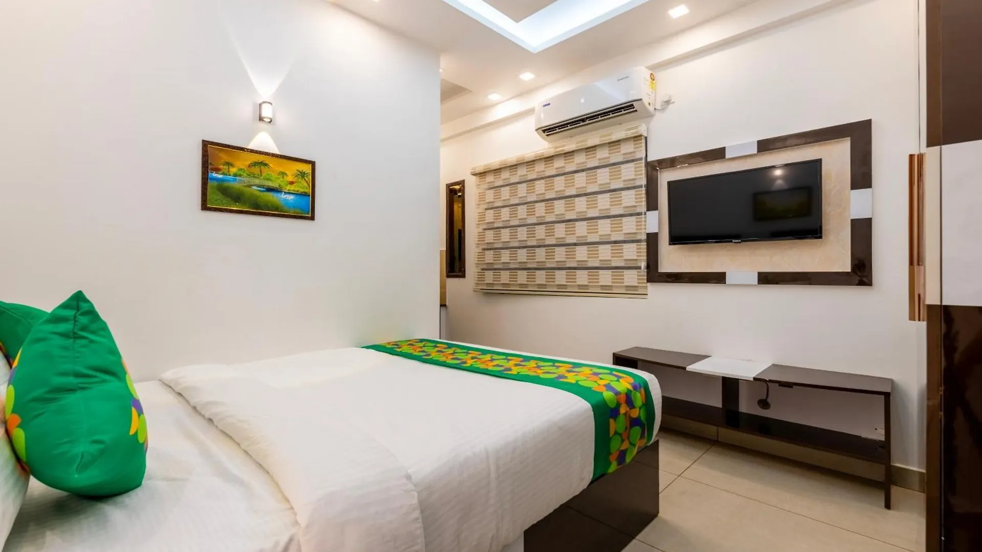 Treebo Premium Cochin Airport, 5 Min From Cochin Airport Hotell Kochi
